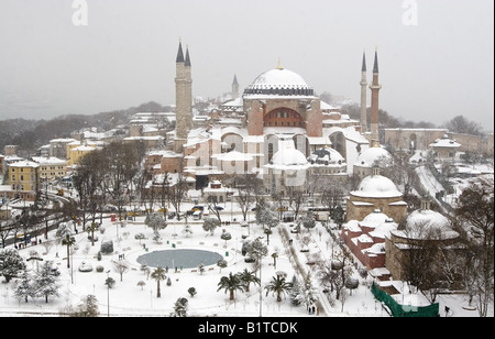 Par temps de neige Sainte-sophie Istanbul Turquie Banque D'Images