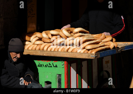 Les bagels frais Kaek vendu dans la vieille ville de Jérusalem Banque D'Images