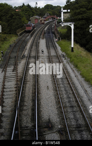 Goathland Station avec signal blanc, Yorkshire, UK Banque D'Images