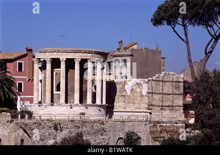 Temple de Vesta et Tiburnus, Villa Gregoriana, Tivoli, Province de Rome, Latium, Italie Banque D'Images