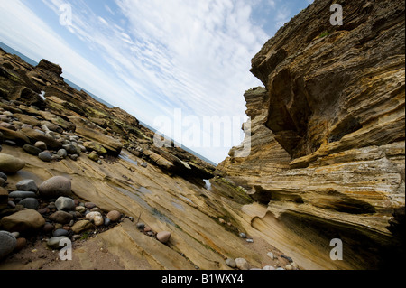 Formation rocheuse de grès, Hopeman littoral. Le Morayshire, Ecosse Banque D'Images