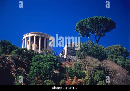 Temple de Vesta et Tiburnus, Villa Gregoriana, Tivoli, Province de Rome, Latium, Italie Banque D'Images