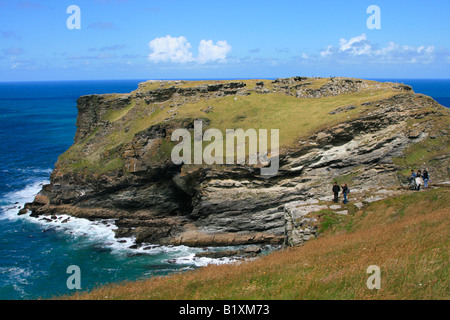 Vestiges de Château de Tintagel, lieu de naissance légendaire du roi Arthur cornwall west country england uk go Banque D'Images