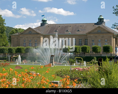 Rosengarten Regentenbau Roseraie jardins du spa le spa de Bad Kissingen Allemagne Bavière Banque D'Images