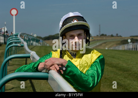 Jockey Champion Ryan Moore à courses Brighton Banque D'Images