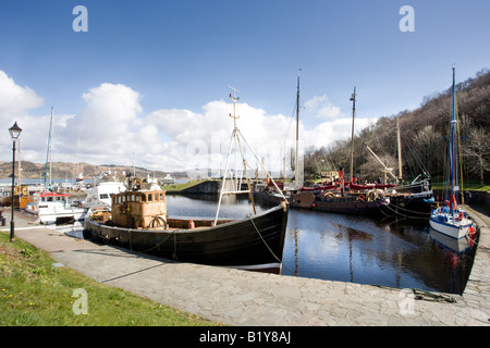 Crinan canal port d'été, scène paysage Scotland UK Banque D'Images