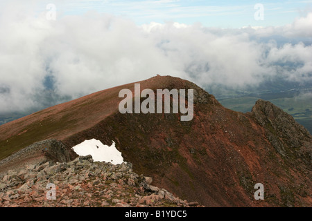 Carn Dearg Meadhonach de Carn Mor Dearg Banque D'Images