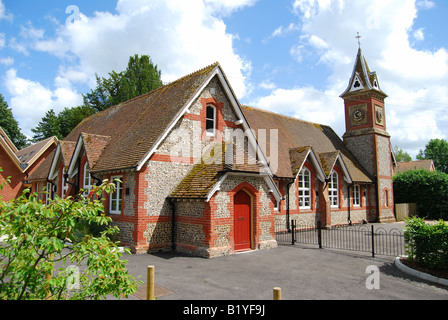 L'école primaire de l'église d'Angleterre, Micheldever, Hampshire, Angleterre, Royaume-Uni Banque D'Images