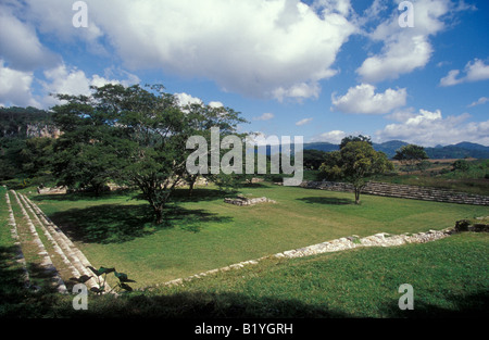 L'épave ou Plaza Plaza Hundida au Mayan Ruins de Chinkultic près de Comitan, Chiapas, Mexique Banque D'Images