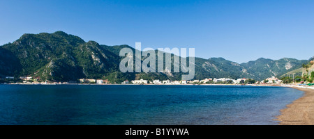 Vue de la plage à Icmeler Marmaris Mugla Turquie Banque D'Images