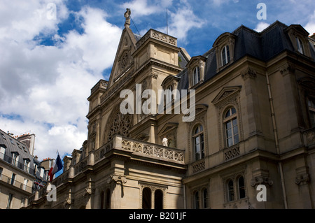 Bâtiment de district à Paris Banque D'Images