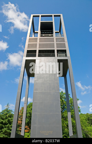 ARLINGTON, Virginia, États-Unis — Carillon des pays-Bas près du Mémorial du corps des Marines (Iwo Jima), Arlington, va cette structure en acier ouvert de 127 pieds, douée par les pays-Bas aux États-Unis après la Seconde Guerre mondiale, symbolise la gratitude des pays-Bas pour l'aide américaine et symbolise l'amitié continue entre les deux nations. Banque D'Images