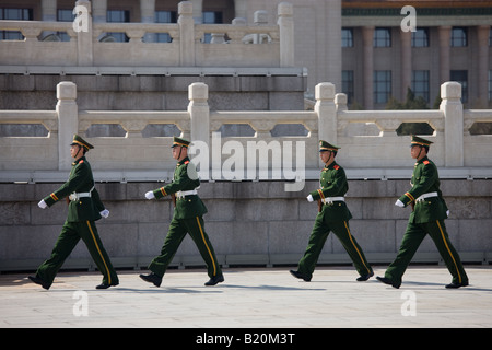 La police militaire à la place Tian an men Beijing Chine Banque D'Images