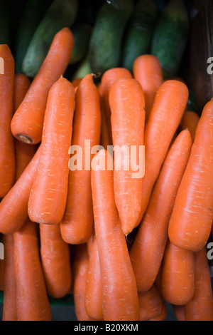 Les carottes en vente dans le vieux Soho food market in Graham, dans le centre de Hong Kong, Chine Banque D'Images