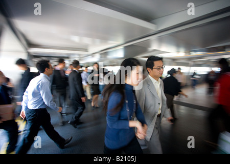 Occupé à des allées à Hong Kong Financial District Connaught Road Central Hong Kong Chine Banque D'Images