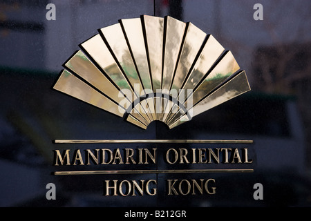 Signe de l'hôtel Mandarin Oriental Hong Kong, Chine Banque D'Images