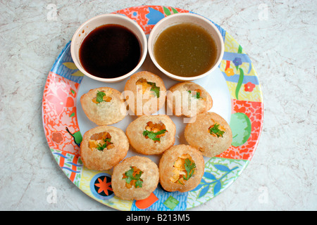 Libre de Pani Puri (collations indiennes). Banque D'Images