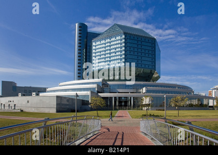 La nouvelle bibliothèque nationale à Minsk, capitale du Bélarus Banque D'Images