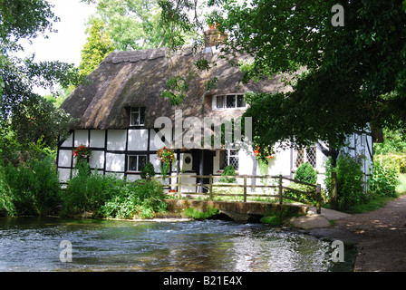 13ème siècle ancien moulin à foulon, New Alresford, Hampshire, Angleterre, Royaume-Uni Banque D'Images