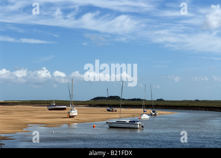 Wells next the sea boat yachts limon estuaire à marée basse pacifique Banque D'Images