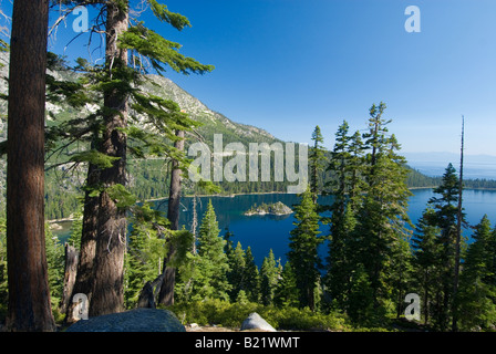 Un panorama de la baie Emerald Lake Tahoe Nevada Californie Banque D'Images