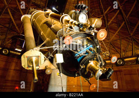 La lunette astronomique de Pluton dans le dôme à l'Observatoire Lowell où Clyde Tombaugh découvre Pluton. Banque D'Images