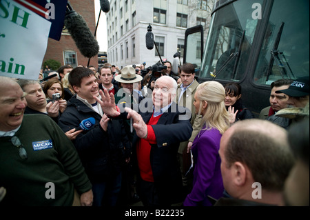 Le sénateur John McCain, candidat à l'élection présidentielle à un événement de campagne à la State House à Concord NH 7 Janvier 2008 Banque D'Images