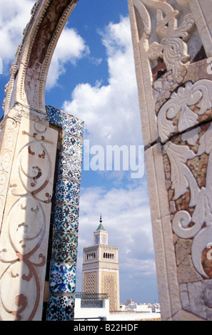 Ez Zitouna mosque ville ancienne Médina Tunis Tunisie Banque D'Images