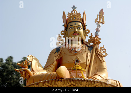 Low angle view of statue de seigneur Shiva, Katmandou, Népal Banque D'Images