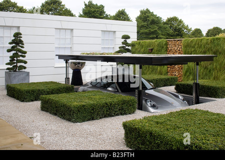 Le jardin, Porsche 2008 Hampton Court Palace Flower Show, en Angleterre. Designer : Sim Flemons & Jean Warland Banque D'Images