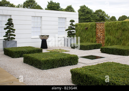 Le jardin, Porsche 2008 Hampton Court Palace Flower Show, en Angleterre. Designer : Sim Flemons & Jean Warland Banque D'Images