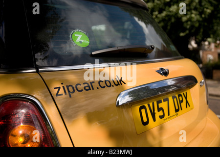 Zip Car parked on London street Banque D'Images