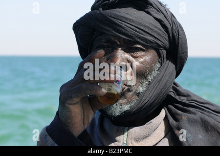 Portrait d'un pêcheur Imraguen du banc d'Arguin en Afrique de l'Ouest Afrique Mauritanie Banque D'Images