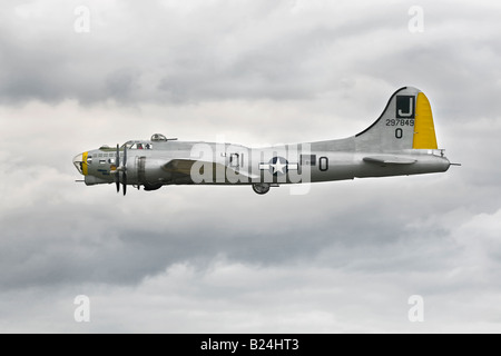 Boeing B-17G Flying Fortresss Liberty Belle Banque D'Images