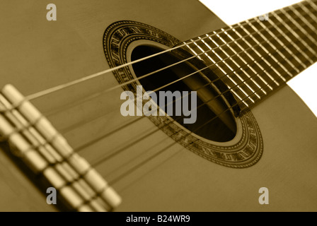 Guitare acoustique six couverts par un vernis brun Banque D'Images