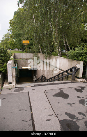 L'extérieur de l'entrée d'une station de métro de Budapest (fürdő Széchenyi) Banque D'Images