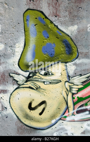 Graffiti Crazy mushroom Banque D'Images