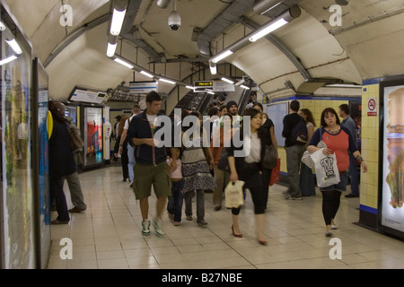 Hall de passagers - King's Cross Station - Londres Banque D'Images