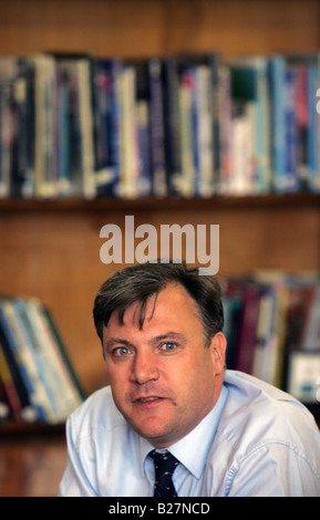 Ed Balls MP. Secrétaire d'État pour les enfants, les écoles et les familles à l'école à Durham Durham Johnston. UK Banque D'Images