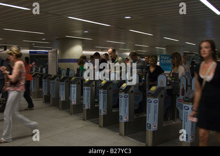 Les obstacles - King's Cross Station - Londres Banque D'Images