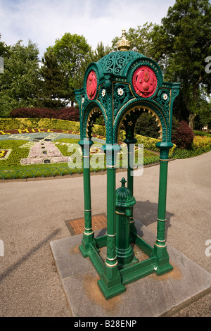 UK de Tyne et Wear Sunderland Mowbray Park Victorian Fonte Fontaine d'eau potable Banque D'Images