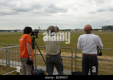 Photographe Pro de prendre une photo Farnborough Air Show 2008 Banque D'Images