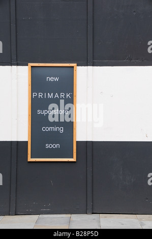 Nouveau Primark store se connecter, UK Banque D'Images