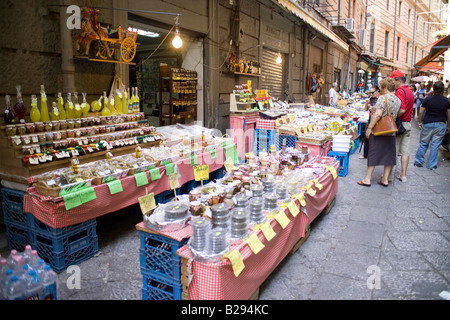 Street Market Palerme Sicile Date 28 05 2008 réf : ZB693 1143180055 CRÉDIT OBLIGATOIRE Sem - Allemand Photos du Monde Banque D'Images