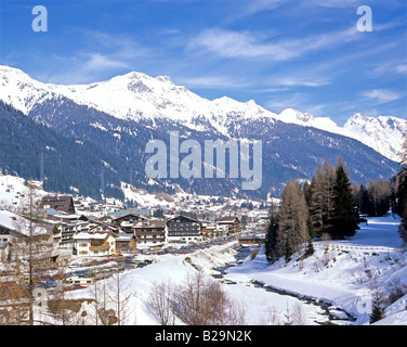 St Anton Tirol Autriche Ref WP 3758 étrange monde CRÉDIT OBLIGATOIRE Sem - Allemand Photos Banque D'Images