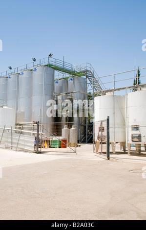 Israël basse Galilée Tabor Winery cuves de fermentation Banque D'Images