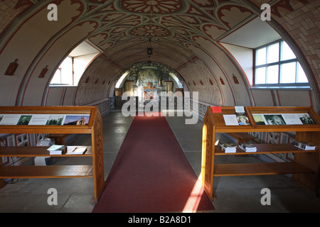 Chapelle italienne ORKNEY INTÉRIEUR DE LA CHAPELLE CONSTRUITE DANS UNE NISSAN HUT Banque D'Images