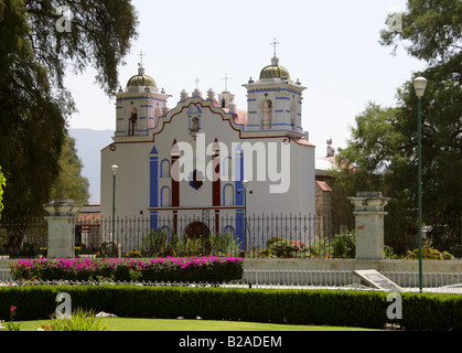 L'église Santa María del Tule, Tule, État de Oaxaca, Mexique Banque D'Images