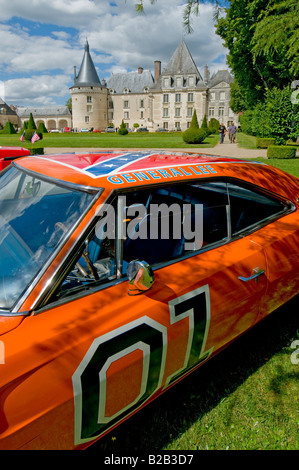 "Le Général Lee - 01' - Dodge Charger à l'American car show dans le parc du Chateau d'Azay-le-Ferron, Indre, France. Banque D'Images