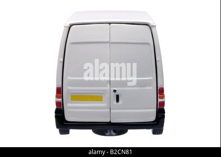 Arrière d'une camionnette blanche modèle avec panneaux de porte en blanc pour votre propre marque isolated on white with clipping path Banque D'Images